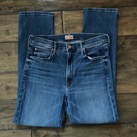 MOTHER Denim The Mid Rise Dazzler Ankle in Healing Jar - Picture 8 of 11